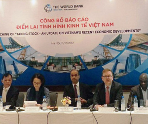 Tỉ trọng chi lương của Việt Nam cao gấp ba Singapore