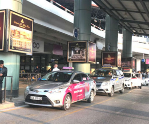 Bộ Giao thông yêu cầu điều chỉnh niên hạn taxi hoạt động ở Nội Bài