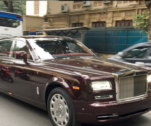 Rolls-Royce Phantom 'Hòa Bình - Vinh Quang' lần đầu lăn bánh tại Hà Nội