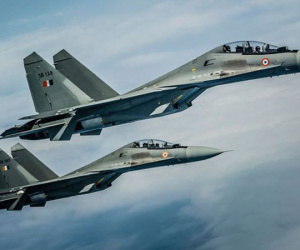 Câu trả lời đanh thép của Ấn Độ trước tiêm kích Su-35 Trung Quốc