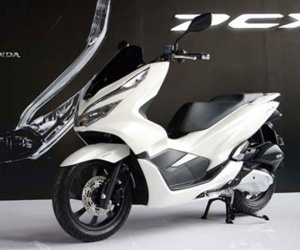 Honda PCX thế hệ mới trình làng, giá từ 2.000 USD