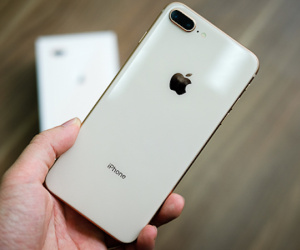 iPhone giảm giá hàng loạt