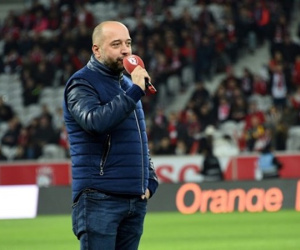Ligue 1: Lille bị cấm chuyển nhượng cầu thủ