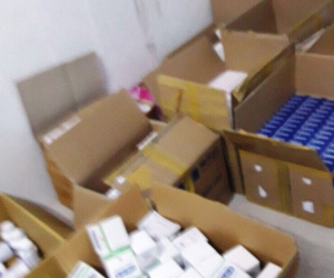 Bắt giữ lượng lớn thuốc tân dược, thực phẩm chức năng ở miền Tây