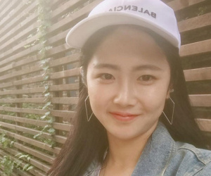 Nữ cầu thủ Hàn Quốc vừa tài năng vừa xinh như hot girl