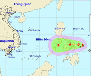Bão Kai-tak tiếp tục tiến vào Biển Đông