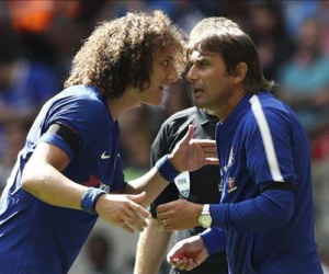 David Luiz ra yêu sách với HLV Conte