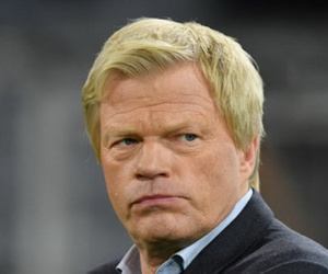 Oliver Kahn tiếc vì không gia nhập Man Utd