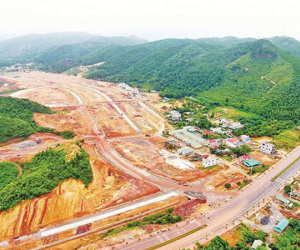 Vân Đồn 'quay cuồng' trong cơn sốt đất: Chủ tịch tỉnh Quảng Ninh đưa ra cảnh báo cho nhà đầu tư