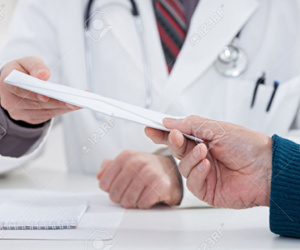 Sinh thường phong bì 500 ngàn, sinh mổ 1 triệu, ai cũng vậy!