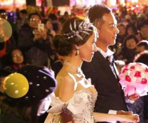 Đám cưới 'khủng' dịp cuối năm: Chi gần 3 tỷ đồng, bày 600 mâm cỗ giữa đường quốc lộ
