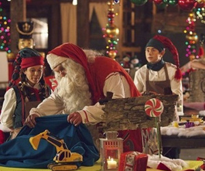 Ông già Noel có thể còn giàu hơn Bill Gates