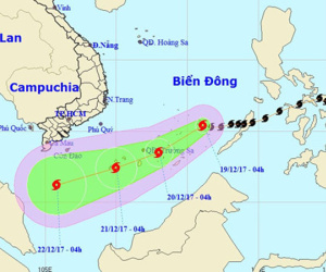 Bão số 15 giật cấp 10 và có thể mạnh thêm