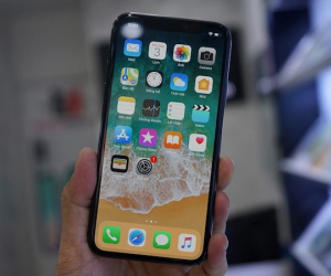 Cận kề Giáng sinh, giá iPhone X giảm còn 25,8 triệu đồng