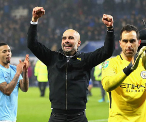 Guardiola: 'Man City sẽ không giành cú ăn bốn mùa này'