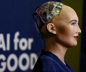 Sau tuyên bố muốn lập gia đình, nàng robot Sophia 'gây bão' với mong ước mới
