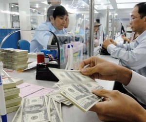 Mua thêm 7 tỉ USD, dự trữ ngoại hối lập kỷ lục mới