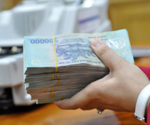 Thanh toán trên 5 triệu đồng phải qua ngân hàng?