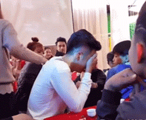 Thực hư đoạn clip 'nam thanh niên khóc nức nở trong đám cưới người yêu cũ' khiến nhiều người xôn xao
