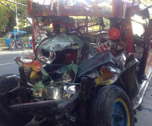Xe khách đấu đầu xe buýt ở Philippines, 20 người chết