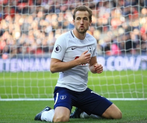 Kane vượt Messi, Ronaldo ghi nhiều bàn nhất năm 2017