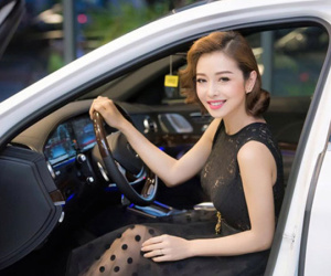 Hoa hậu Jennifer Phạm giàu cỡ nào?
