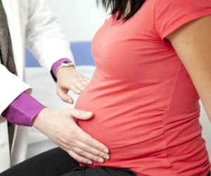 Tại sao quá ngày dự sinh em bé vẫn chưa chào đời