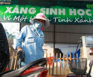 Thứ trưởng Bộ Công Thương: 'Xăng E5 sẽ thay toàn bộ xăng A92 từ 1.1.2018'