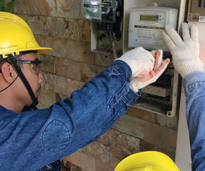 EVN hạch toán sai tạo áp lực giả đòi tăng giá điện?