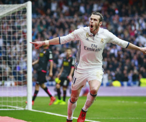 Bale bỏ 'tàu đắm' Real - Ronaldo về MU: Mourinho cho làm 'đại ca'