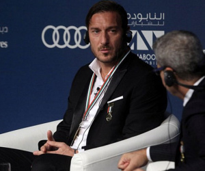 Totti: 'Đừng cho Ronaldo biết chuyện tôi bảo Messi là số một'