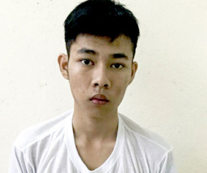 Phê thuốc, 9X chém gục hàng xóm