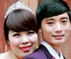 Tình yêu và sự thật về đám cưới 'chồng kém vợ hơn 2 giáp' gây xôn xao trên mạng
