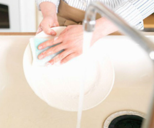 Trời lạnh, nếu rửa bát mà bỏ qua bước này thì sẽ rước bệnh cho cả gia đình