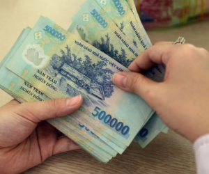 Ngày mai 1/1/2018: Tăng lương cho hàng triệu người