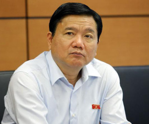 Ông Đinh La Thăng có thái độ khai báo trái ngược nhau