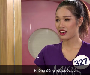Video:Thí sinh Hoa hậu Hoàn vũ VN: 'Quốc tịch của người Trung Quốc là... Vạn Lý Trường Thành'