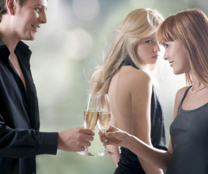 Chồng phản bội chỉ 3 tháng sau kết hôn, tôi bị đẩy vào bi kịch cuộc đời bi đát không lối thoát