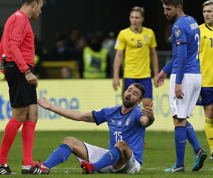 Italia lần đầu tiên sau 60 năm vắng mặt ở World Cup