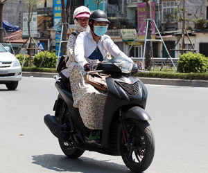 Vì sao đã lập đông, Hà Nội vẫn nắng nóng hơn 30 độ C