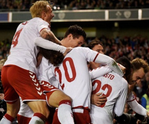 Ireland thua thảm Đan Mạch trên sân nhà, mất vé dự World Cup