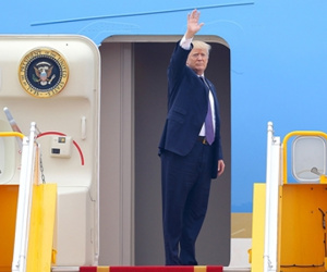 Sức dẻo dai của ông Trump trong chuyến công du châu Á 12 ngày