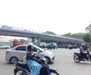 Thông xe cầu vượt 'giải cứu' giao thông Tân Sơn Nhất
