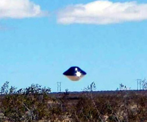 Vật thể nghi UFO khiến các chuyên gia bối rối