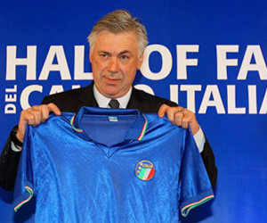 Italy liên hệ với Ancelotti, dù Ventura chưa từ chức