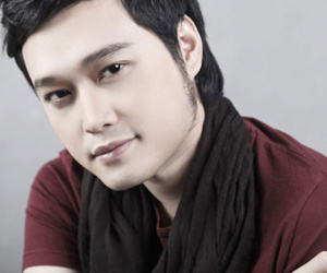 Những bản cover gây thương nhớ của Quang Vinh