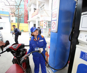 Xăng RON 92 chính thức khai tử từ ngày 15/12