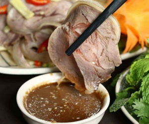 Đông y gọi thịt dê là món ăn 'hảo hạng', nhưng những người này lại phải kiêng