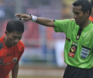 Lo V-League có “biến”, VPF lại mời trọng tài ngoại điều hành hai vòng cuối
