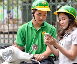 Mai Linh chính thức khai trương xe ôm cạnh tranh Grab, Uber